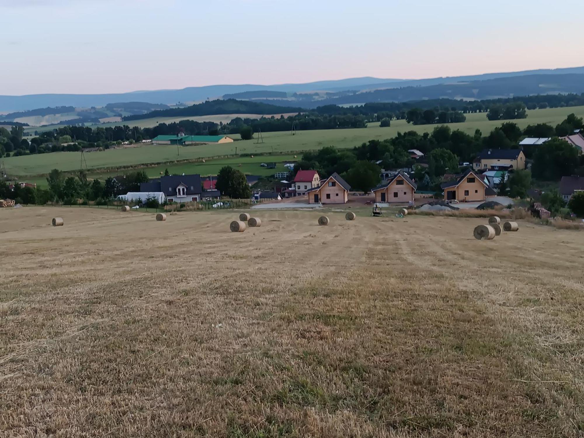 Domki Osada Bozkow W Kotlinie Klodzkiej Exterior foto